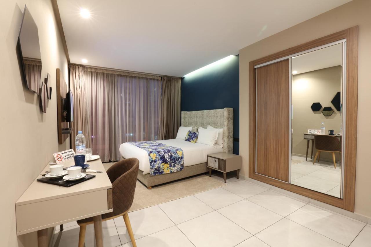 Address 4*